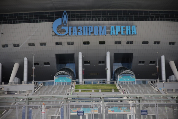 Депутаты Европарламента призвали УЕФА прекратить сотрудничество с Газпромом