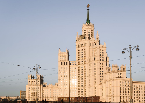 МИД заявил, что Россия закрывает некоторые консульские учреждения Латвии, Литвы и Эстонии