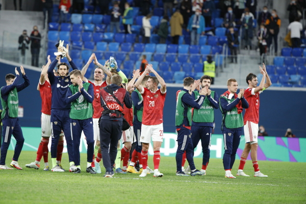 CAS оставил под запретом участие команд России в турнирах УЕФА