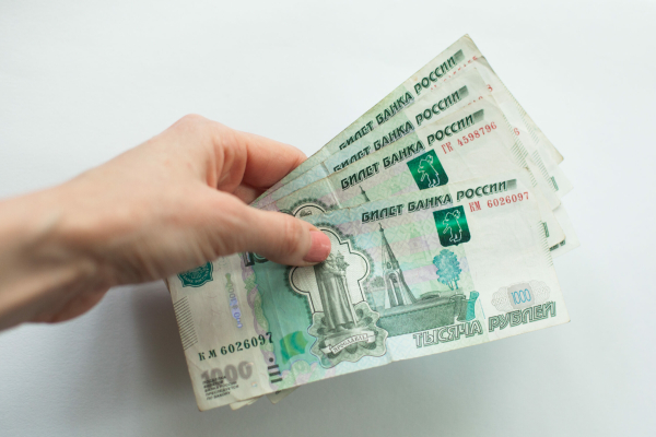 Эксперты определили средний размер потреб-кредита в Петербурге