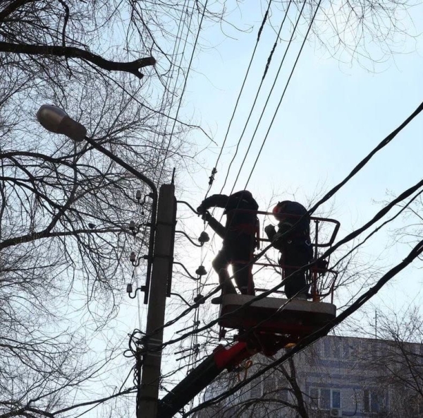 Электроснабжение в Астраханской области постепенно восстанавливается