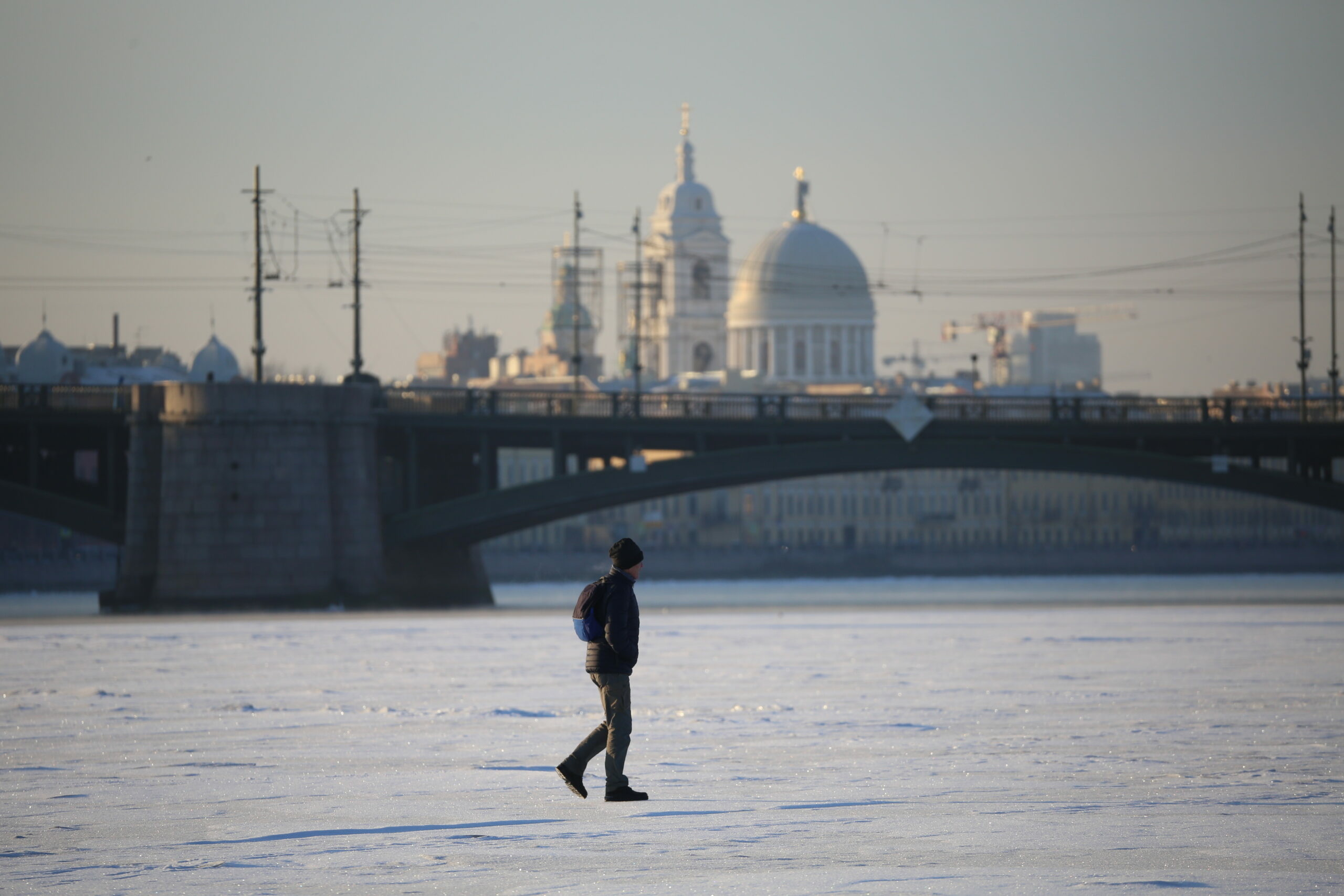 Погодная спб. Петербург в феврале. Самый холодный год в Петербурге. Санкт-Петербург в марте фото. Санкт-Петербург зима фото.