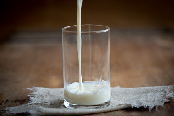 Французские эксперты прогнозируют рост цен на молоко в мире