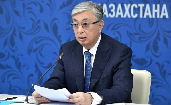 Казахстан выразил готовность предоставить гуманитарную помощь украинцам