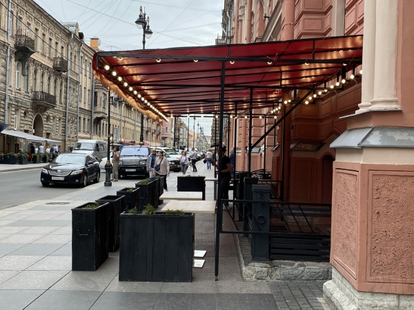 Свыше 40 ресторанов и магазинов ушли из Петербурга в 2022 году
