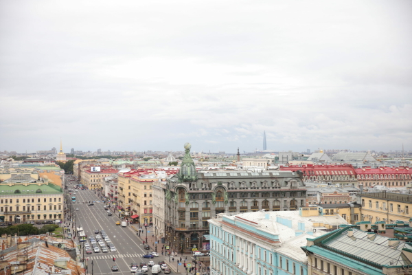 В Петербурге образовалась пробка из-за сломанных светофоров