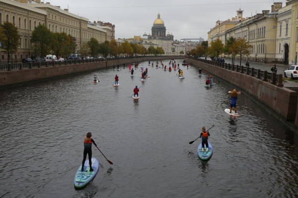 В Санкт-Петербурге прошел весенний бот-парад