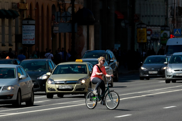 Петербург получит около 10 км велодорожек до конца 2022 года