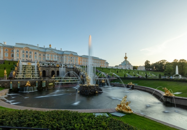 В Петергофе 23 апреля откроется сезон фонтанов в Государственном музее-заповеднике