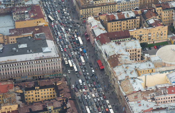 В Петербурге ограничат автомобильное движение в 5 районах
