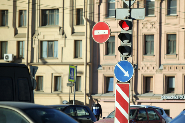 В Петербурге с 18 по 22 апреля вступят в силу новые ограничения движения транспорта