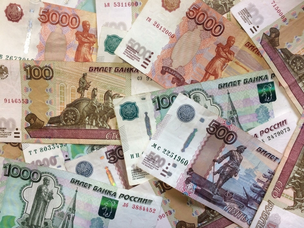 Эксперт объяснил, чем выгодна политика плавающего курса рубля