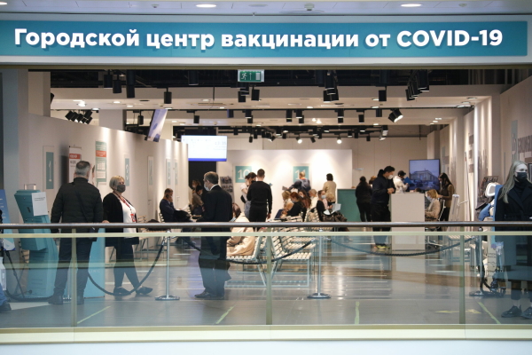 В Петербурге снижается число граждан с устойчивым иммунитетом к COVID-19