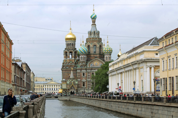 В Петербурге стартовали новые пешеходные экскурсии 