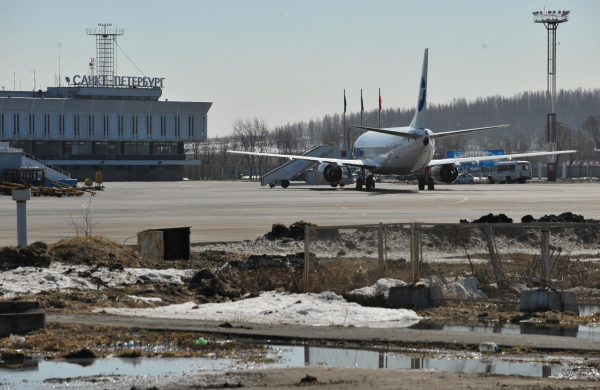 Экипаж рейса Сыктывкар – Петербург сообщил о неисправности передней стойки