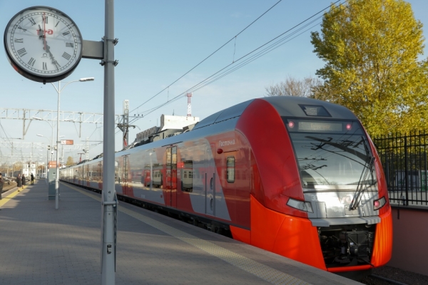 В Петербурге СЗПК с 16 по 27 мая изменит график 15 пригородных поездов