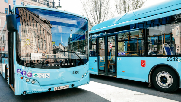 В Санкт-Петербурге на выставке представили 40 новых моделей автобусов