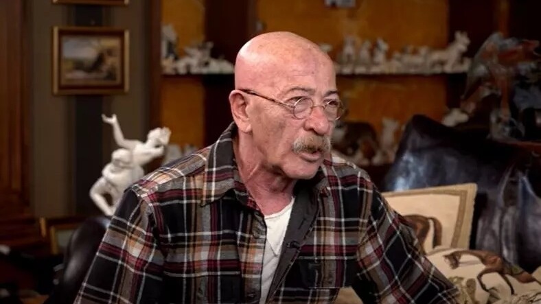 «Шнуров не авторитет ни в каких вопросах»: Розенбаум раскритиковал солиста «Ленинграда»
