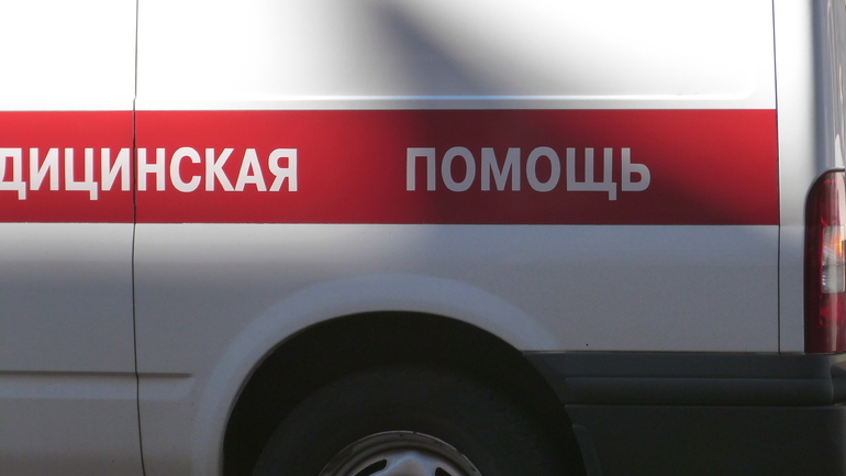 Под Кировском Daewoo Nexia сбила петербурженку и 6-летнего мальчика