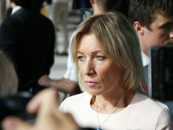Не той нации: российскую журналистку не впустили на пресс-конференцию Макрона