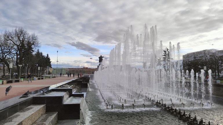 Жителям Колпино предложат выбрать название для новой площади с фонтаном