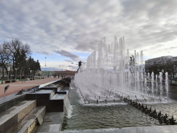 Пять фонтанов открыли в Петербурге после длительной реконструкции 