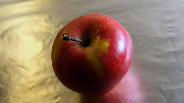 Более десятка сортов яблок петербуржцы смогут попробовать на празднике «Яблочный полдень»