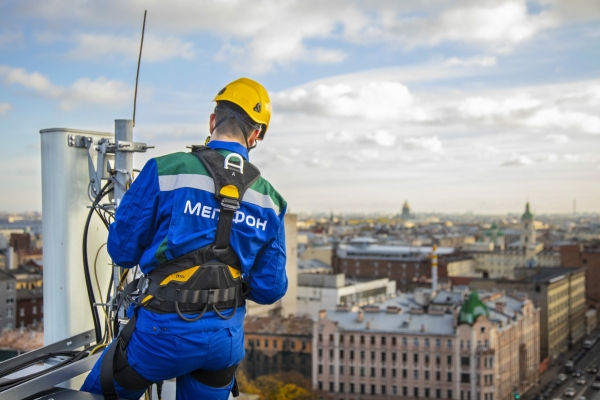 Надежность сетей МегаФона повысили в Петербурге