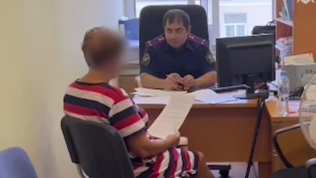 В Ленинградской области задержаны сотрудники администрации, пытавшиеся незаконно перевести себе 27 млн рублей
