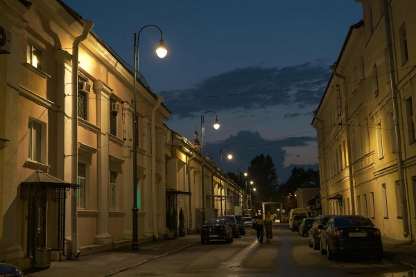 Петербург сокращает расходы на освещение благодаря замене светильников на светодиодные
