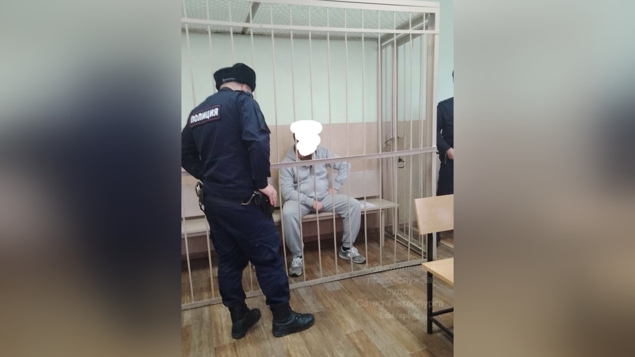В Петербурге суд арестовал подполковника полиции, обвиняемого во взяточничестве
