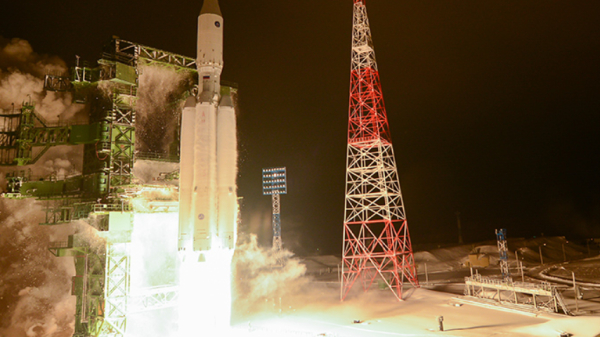 «Хвост» ракеты со спутником «Глонасс-К» напугал петербуржцев