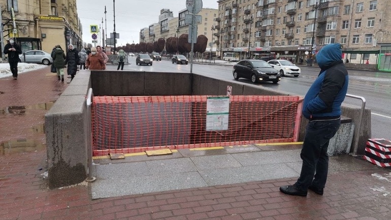 В Петербурге ремонтные работы во втором вестибюле станции метро «Московская» планируют завершить 25 декабря