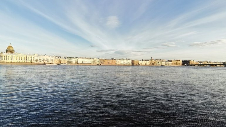 Три участка Большого порта Петербурга вошли в список погранпунктов для въезда в РФ