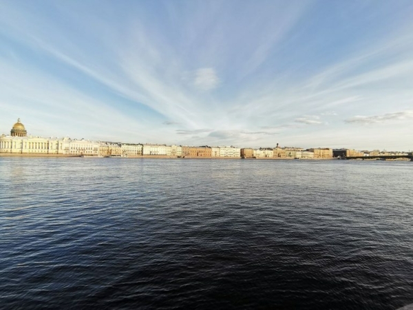 Три участка Большого порта Петербурга вошли в список погранпунктов для въезда в РФ