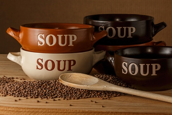 Специалисты Роспотребнадзора рассказали жителям Петербурга о том, какие супы лучше есть зимой