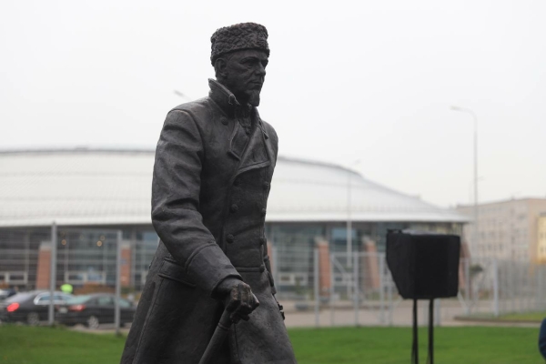В Петербурге на территории Музея железных дорог России состоялось открытие памятника министру Михаилу Хилкову