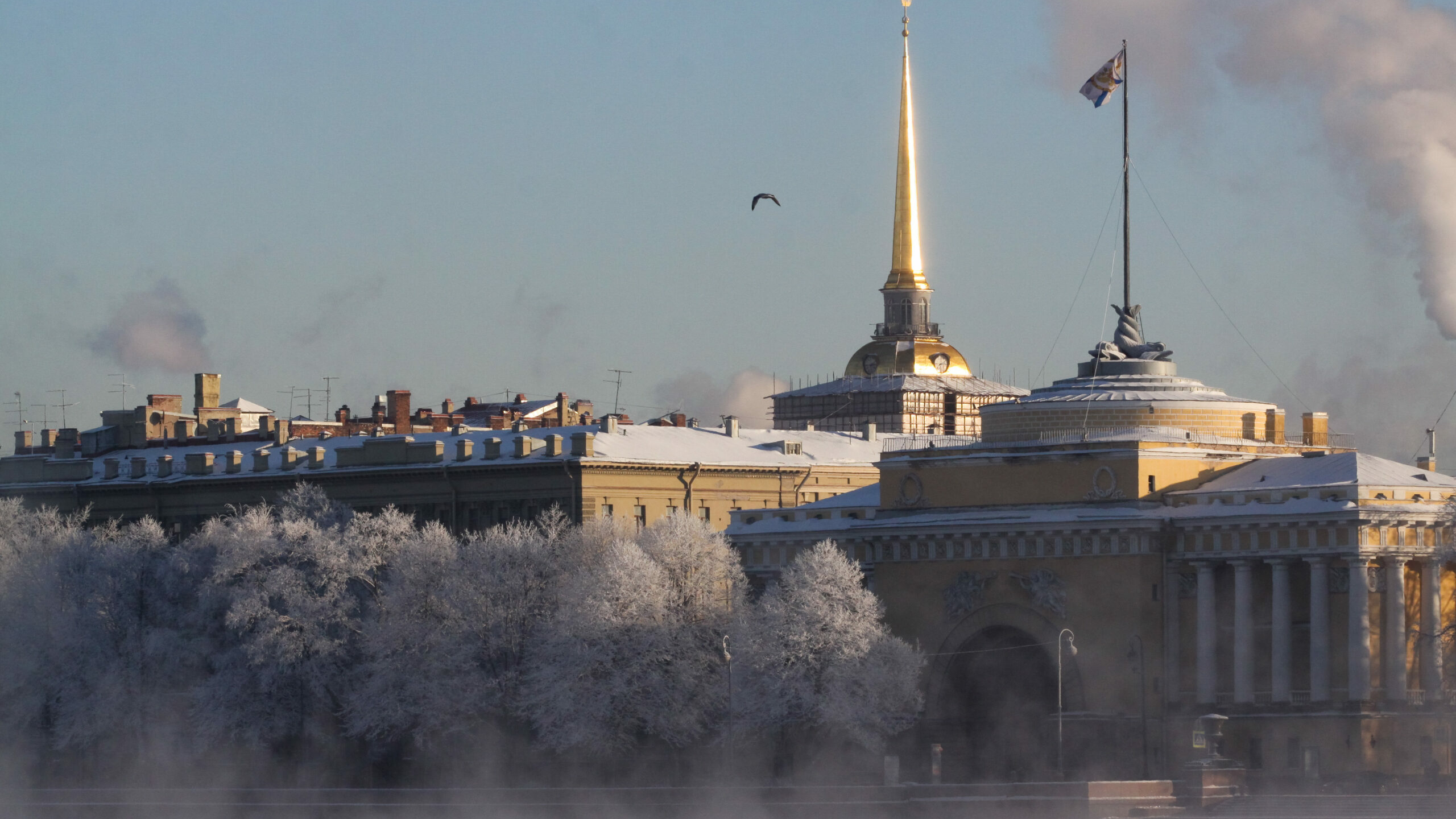 «Оранжевый» уровень погодной опасности: 1 января в Петербурге -18 градусов