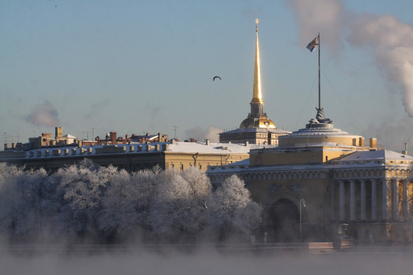 «Оранжевый» уровень погодной опасности: 1 января в Петербурге -18 градусов