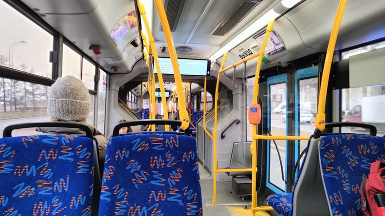 В Петербурге появился новый трехсекционный «умный» трамвай