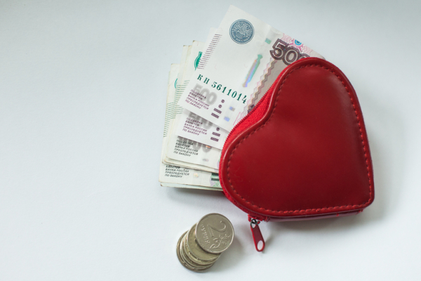 Зарплатные запросы петербургских топ-менеджеров подскочили на 65 тыс. рублей