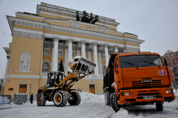 В Петербурге был собран первый миллион кубометров снега