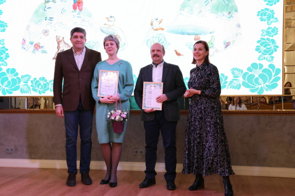 В Петербурге состоялось вручение наград победителям конкурса «Семикаракорские узоры»