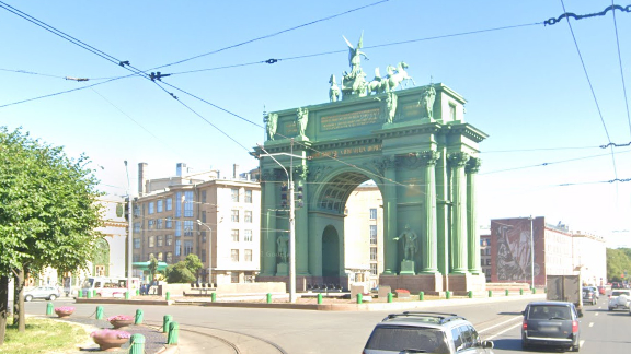 Во вторник в Петербурге «заминировали» «Нарвские ворота» на Стачек