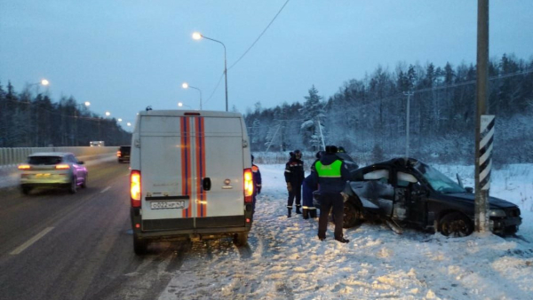 Спасатели Тосно помогли попавшим в ДТП на Московском шоссе