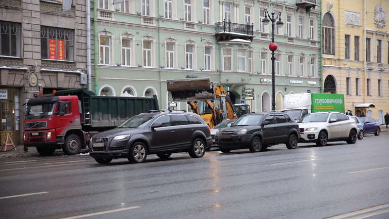 В 2023 году в Петербурге начнутся работы по нанесению разметки на 1724 улицы