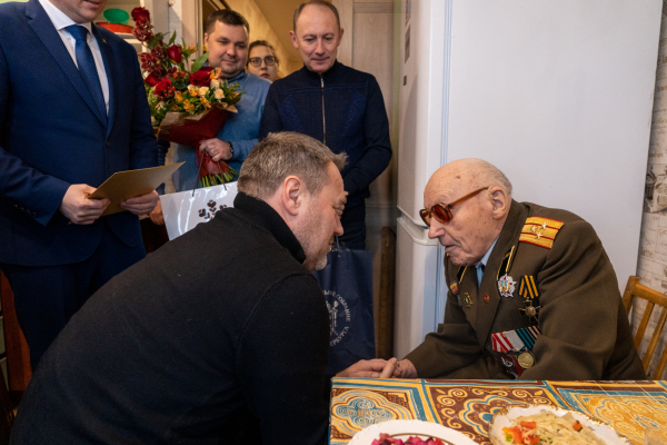 В Сестрорецке отпраздновал 107-й день рождения самый пожилой ветеран Великой Отечественной войны