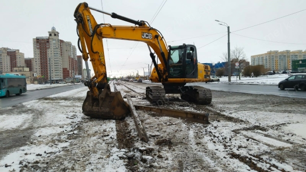 На Бухарестской начался ремонт трамвайных путей