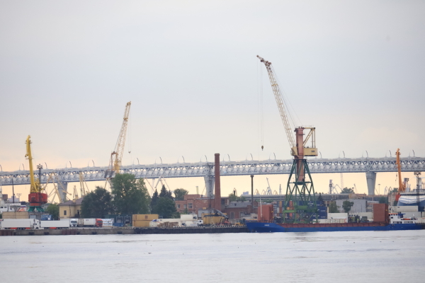 Китайская компания наладила прямой контейнерный маршрут из КНР в Петербург
