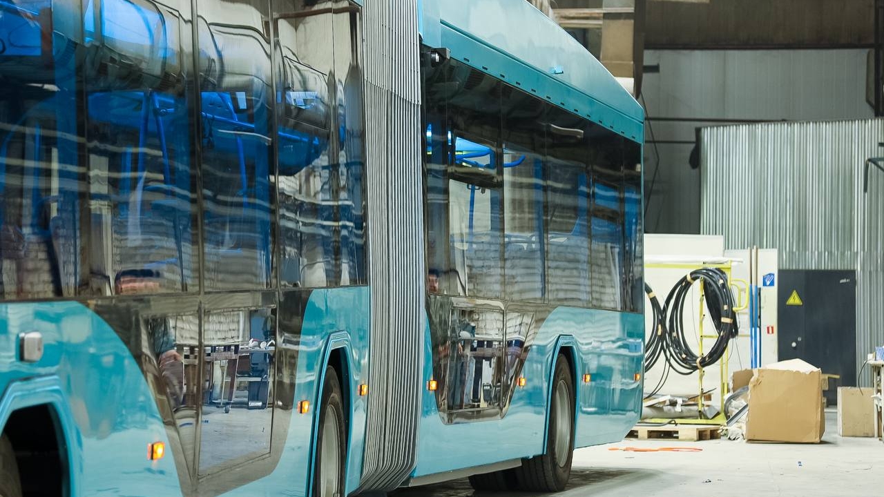 Новейший отечественный электробус «Орион» успешно прошел первые испытания после сборки